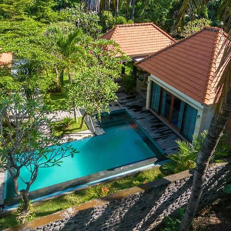 Coco Garden Pool Villas Kubutambahan  Exterior foto