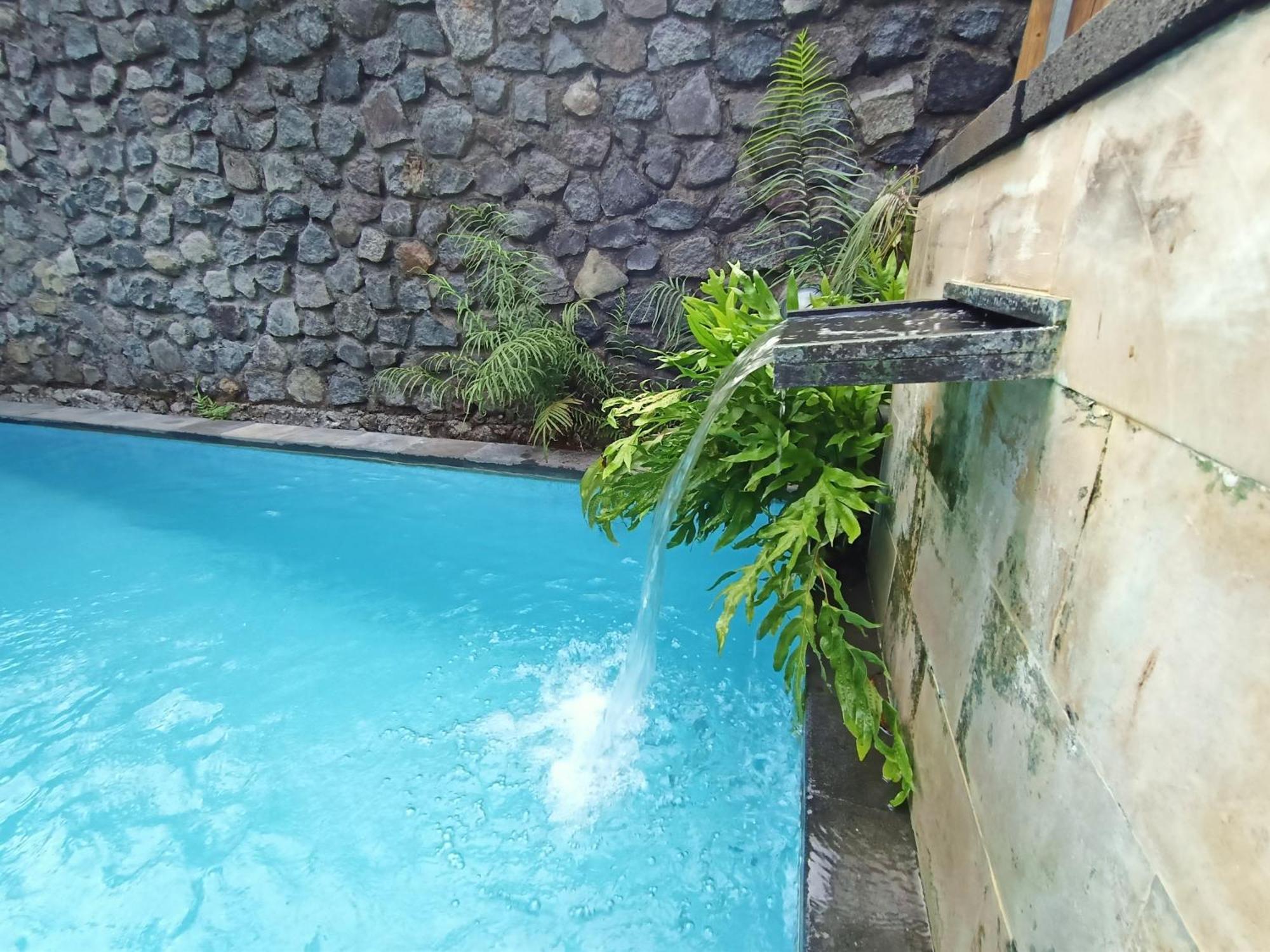 Coco Garden Pool Villas Kubutambahan  Exterior foto